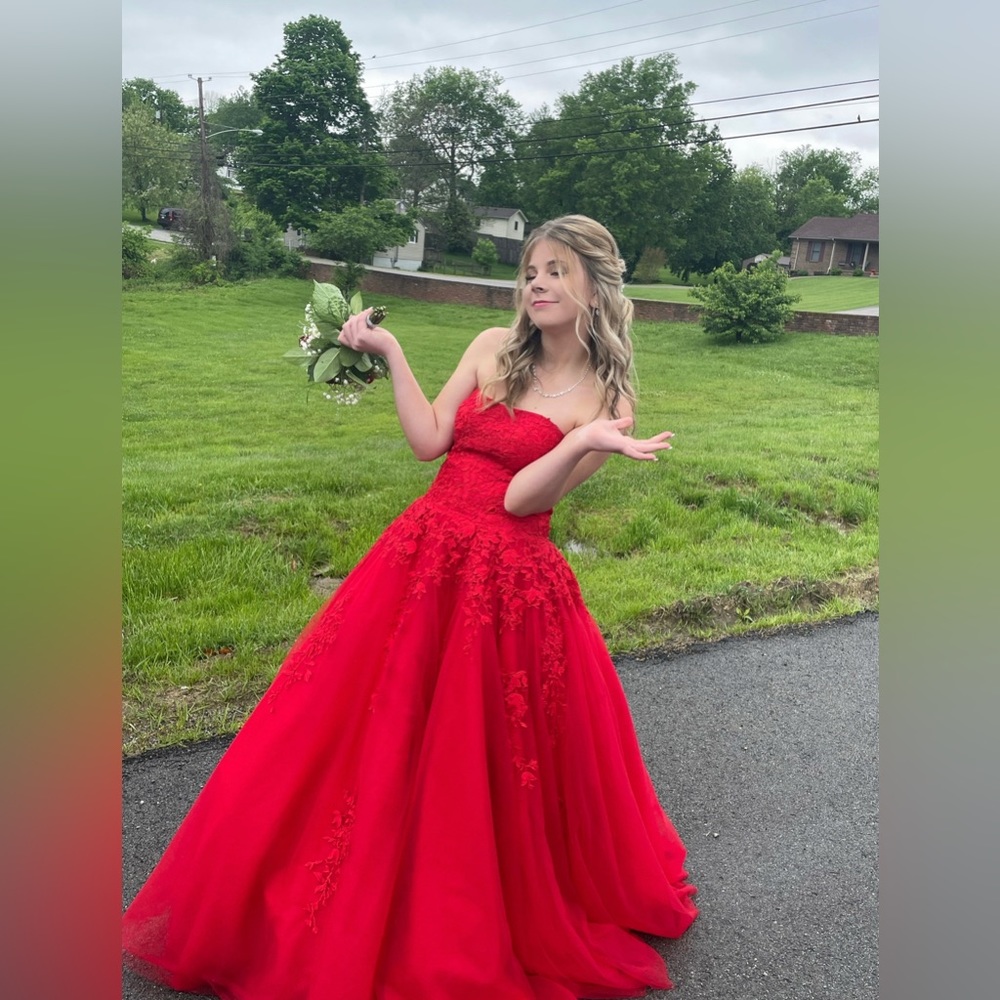 Jovani Size 6-8 red strapless prom dress